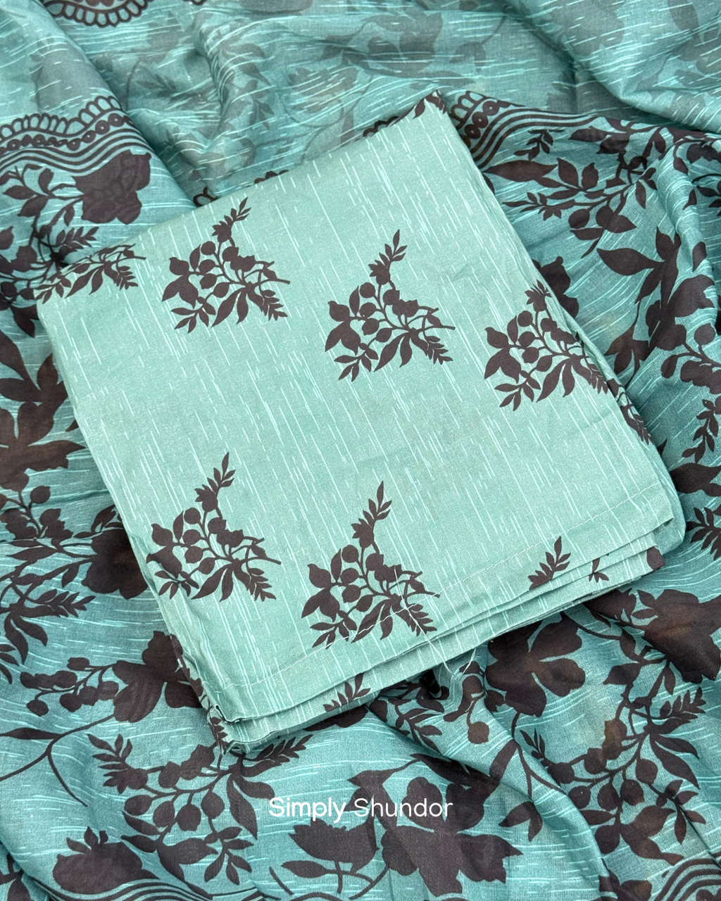 MAHNOOR MINT