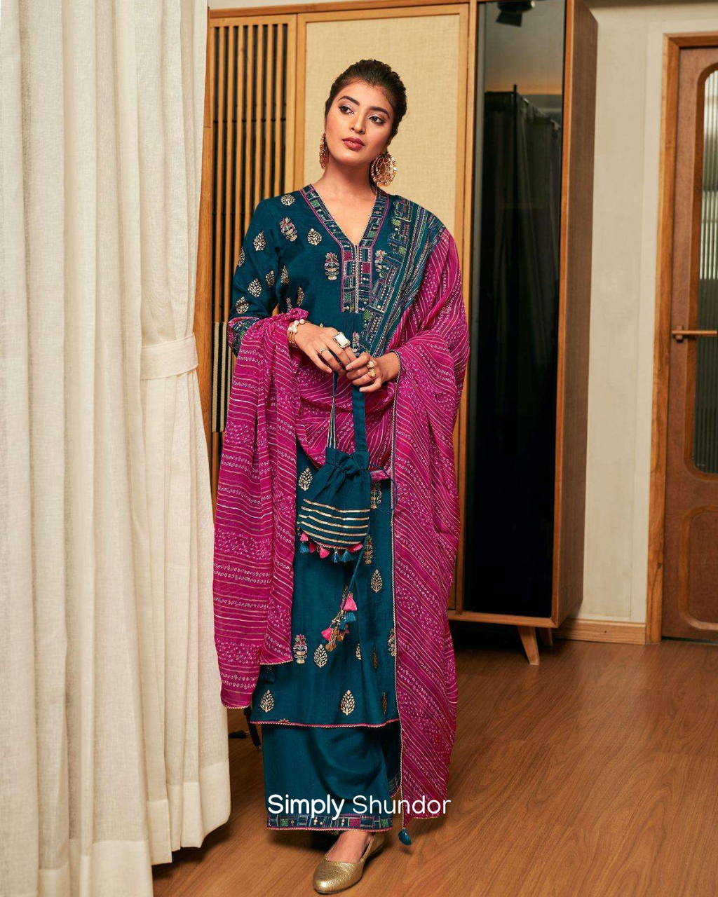 AYELIA | UNSTITCHED