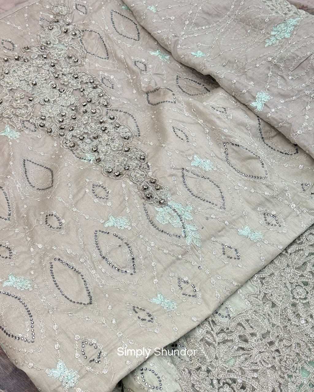 AYZEXA | UNSTITCHED