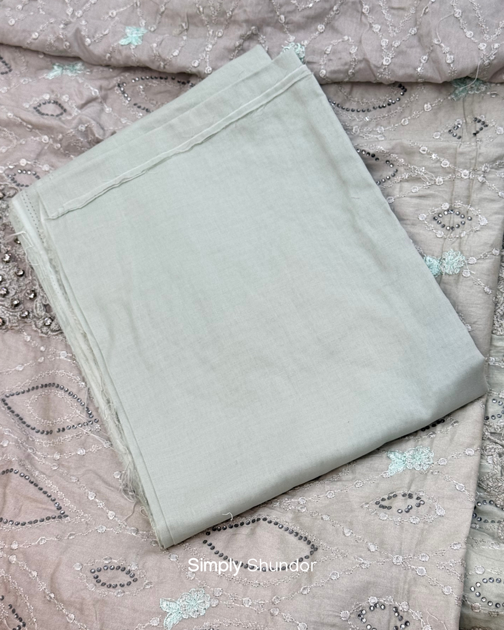 AYZEXA | UNSTITCHED